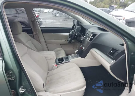 2010 Subaru Outback 2.5I Premium z USA, uszkodzony, nr VIN 4S4BRCGCXA3376992